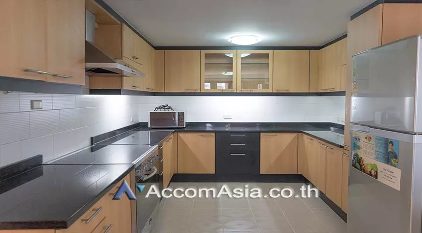 6  4 br Apartment For Rent in Sukhumvit ,Bangkok BTS Phrom Phong at Family Size Desirable AA26028