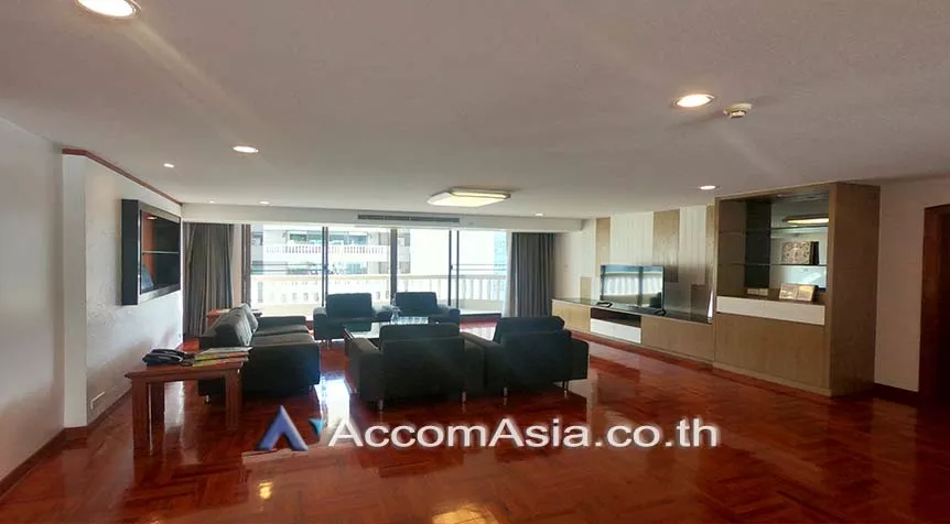  2  3 br Apartment For Rent in Sukhumvit ,Bangkok BTS Phrom Phong at Family Size Desirable AA26029