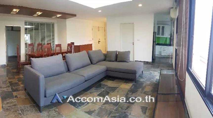  2 Bedrooms  Condominium For Rent in Ploenchit, Bangkok  near BTS Ploenchit (AA26030)