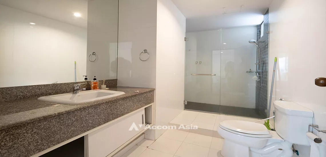 12  3 br Apartment For Rent in Sukhumvit ,Bangkok BTS Asok - MRT Sukhumvit at Peaceful and Pet-Friendly Residence in Asoke AA26034