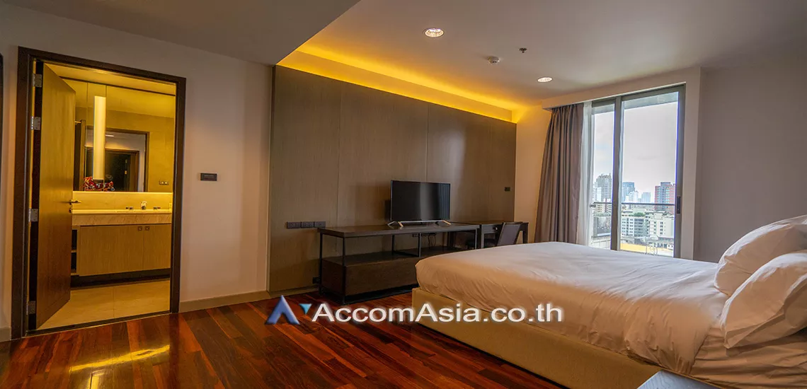 8  4 br Apartment For Rent in Sukhumvit ,Bangkok BTS Phrom Phong at Modern Apartment AA26036