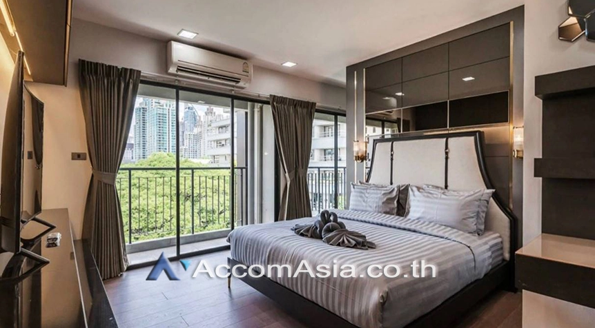 14  2 br Condominium For Sale in Ploenchit ,Bangkok BTS Ploenchit at Renova Residence AA26042