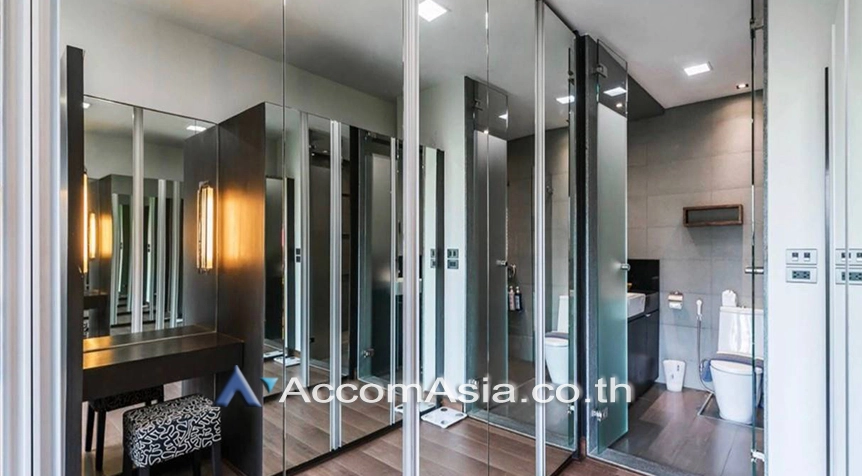 16  2 br Condominium For Sale in Ploenchit ,Bangkok BTS Ploenchit at Renova Residence AA26042