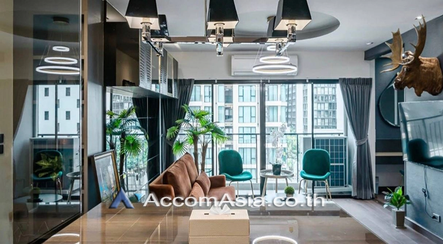  1  2 br Condominium For Sale in Ploenchit ,Bangkok BTS Ploenchit at Renova Residence AA26042