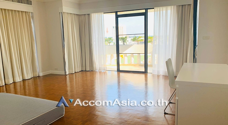 5  3 br Apartment For Rent in Sathorn ,Bangkok BTS Chong Nonsi at Kid Friendly Place Short Walk to Nang Linchi Road AA26043