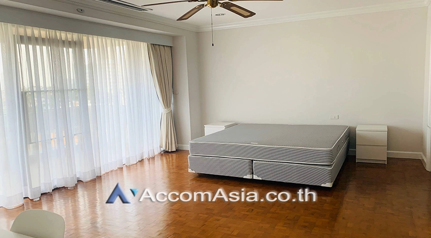 7  3 br Apartment For Rent in Sathorn ,Bangkok BTS Chong Nonsi at Kid Friendly Place Short Walk to Nang Linchi Road AA26043