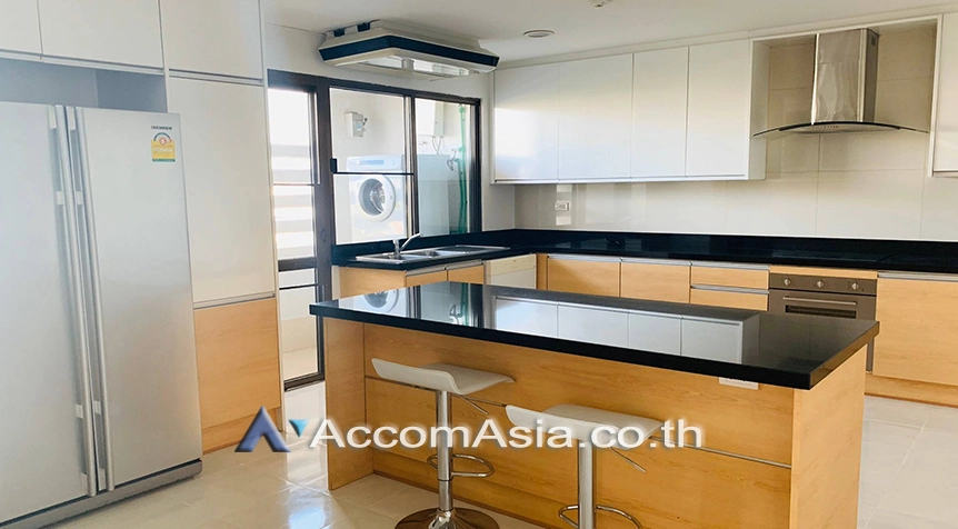 8  3 br Apartment For Rent in Sathorn ,Bangkok BTS Chong Nonsi at Kid Friendly Place Short Walk to Nang Linchi Road AA26043