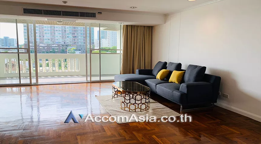  1  3 br Apartment For Rent in Sathorn ,Bangkok BTS Chong Nonsi at Perfect For Family AA26046
