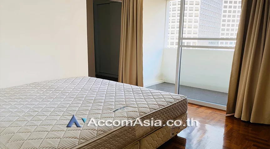 6  3 br Apartment For Rent in Sathorn ,Bangkok BTS Chong Nonsi at Perfect For Family AA26046