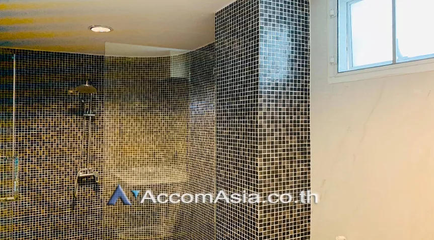 8  3 br Apartment For Rent in Sathorn ,Bangkok BTS Chong Nonsi at Perfect For Family AA26046