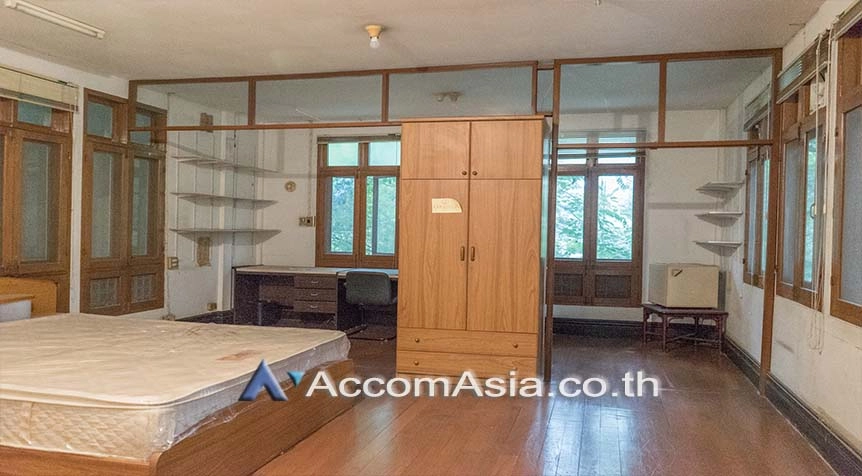 12  4 br House for rent and sale in Sukhumvit ,Bangkok BTS Phrom Phong AA26054