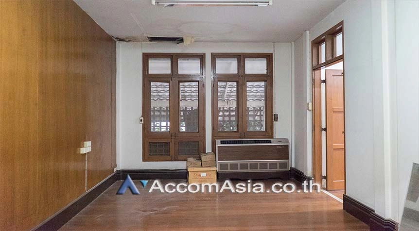 15  4 br House for rent and sale in Sukhumvit ,Bangkok BTS Phrom Phong AA26054