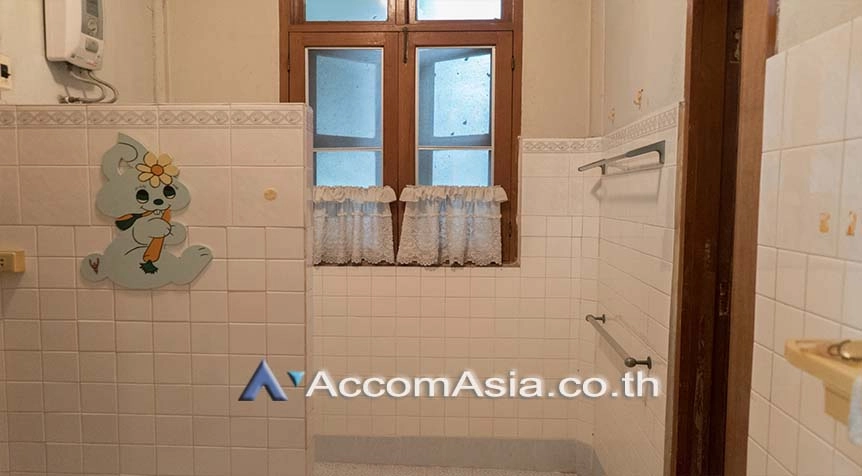 19  4 br House for rent and sale in Sukhumvit ,Bangkok BTS Phrom Phong AA26054