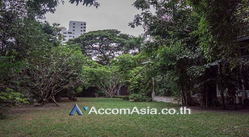 5  4 br House for rent and sale in Sukhumvit ,Bangkok BTS Phrom Phong AA26054