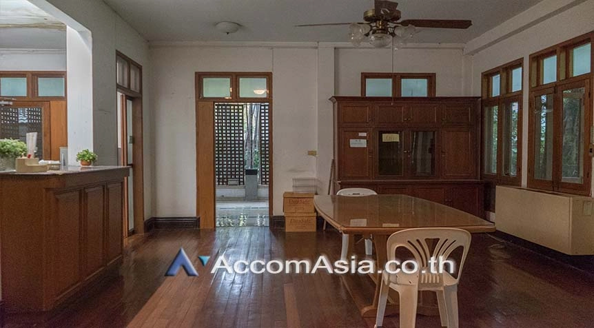 7  4 br House for rent and sale in Sukhumvit ,Bangkok BTS Phrom Phong AA26054