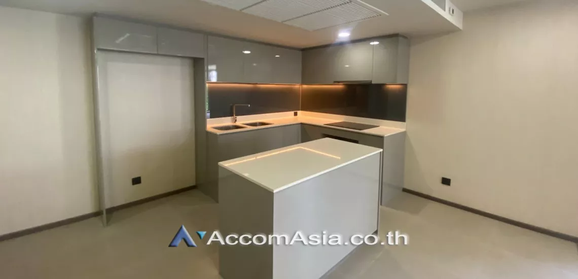 5  3 br Condominium For Rent in Ploenchit ,Bangkok BTS Ratchadamri - MRT Silom at Klass Sarasin-Rajdamri AA26078