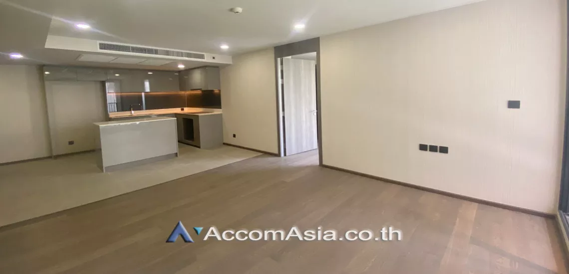  3 Bedrooms  Condominium For Rent in Ploenchit, Bangkok  near BTS Ratchadamri - MRT Silom (AA26078)