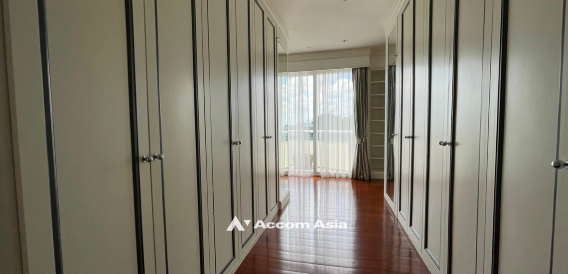 39  5 br Condominium For Sale in Sukhumvit ,Bangkok BTS Asok - MRT Sukhumvit at Las Colinas AA26081