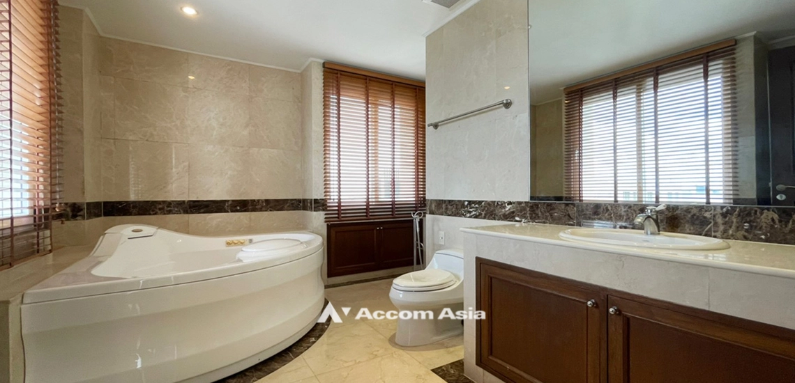 40  5 br Condominium For Sale in Sukhumvit ,Bangkok BTS Asok - MRT Sukhumvit at Las Colinas AA26081