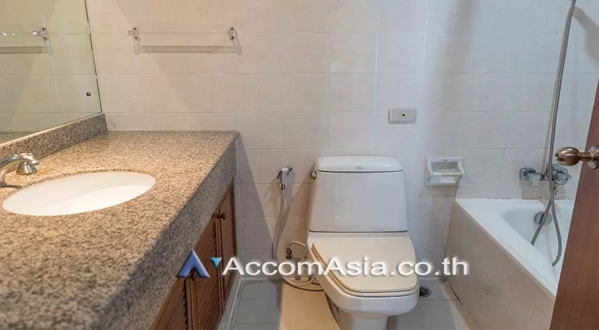 7  3 br Apartment For Rent in Sukhumvit ,Bangkok BTS Phrom Phong at Comfortable for living AA26088