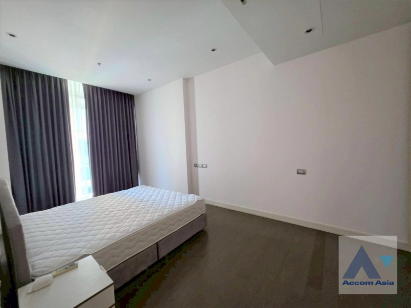 4  2 br Condominium for rent and sale in Ploenchit ,Bangkok BTS Ratchadamri at Magnolias Ratchadamri Boulevard AA26093