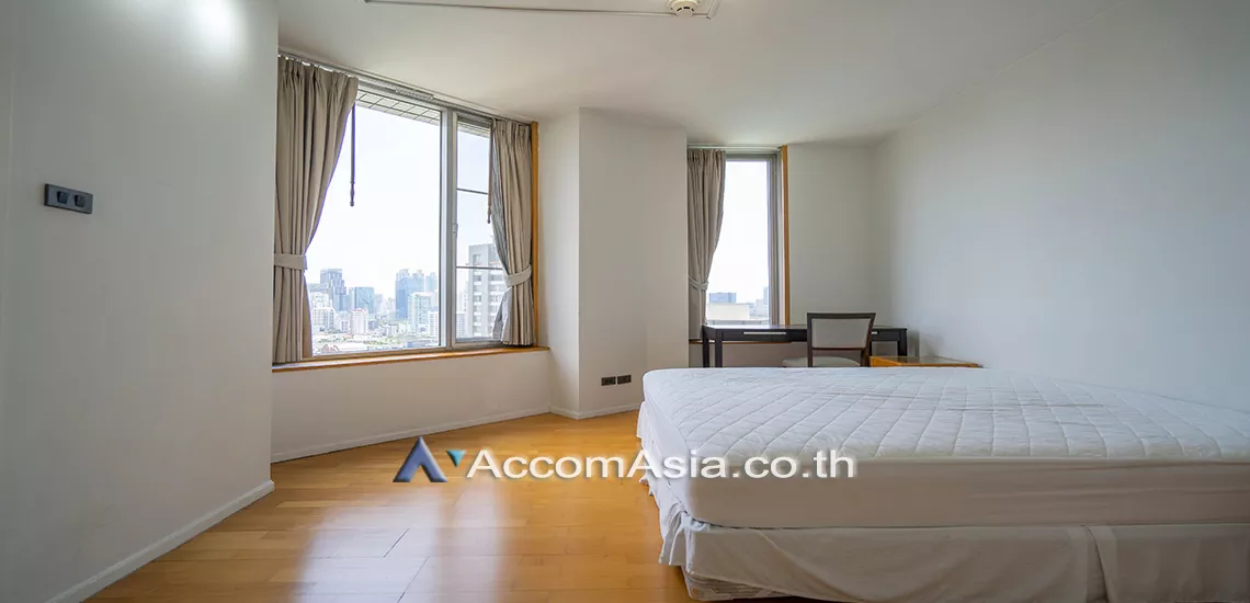 6  3 br Condominium For Rent in Ploenchit ,Bangkok BTS Ploenchit at All Seasons Mansion AA26097