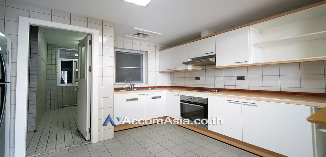 4  3 br Condominium For Rent in Ploenchit ,Bangkok BTS Ploenchit at All Seasons Mansion AA26097