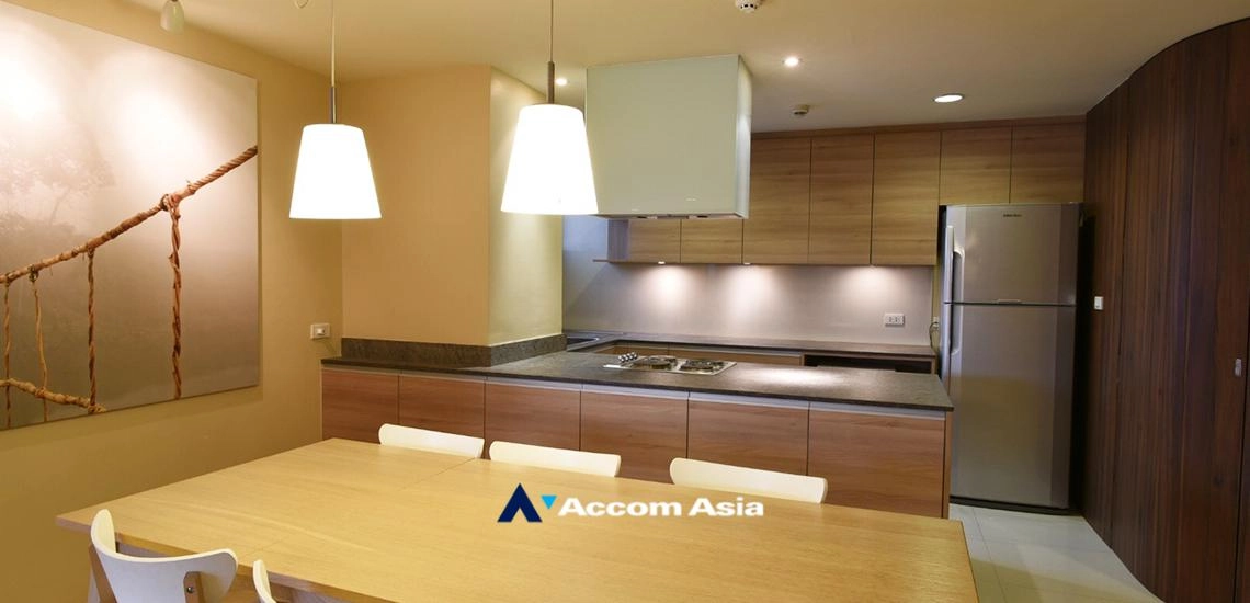 unit 2 Bedrooms  Condominium For Rent & Sale in Sukhumvit, Bangkok  near BTS Ekkamai (AA26100)