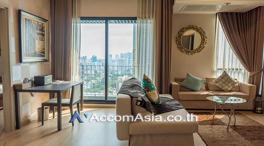 unit 1 Bedroom  Condominium For Sale in Ratchadaphisek, Bangkok  near BTS Thong Lo - ARL Ramkhamhaeng (AA26103)