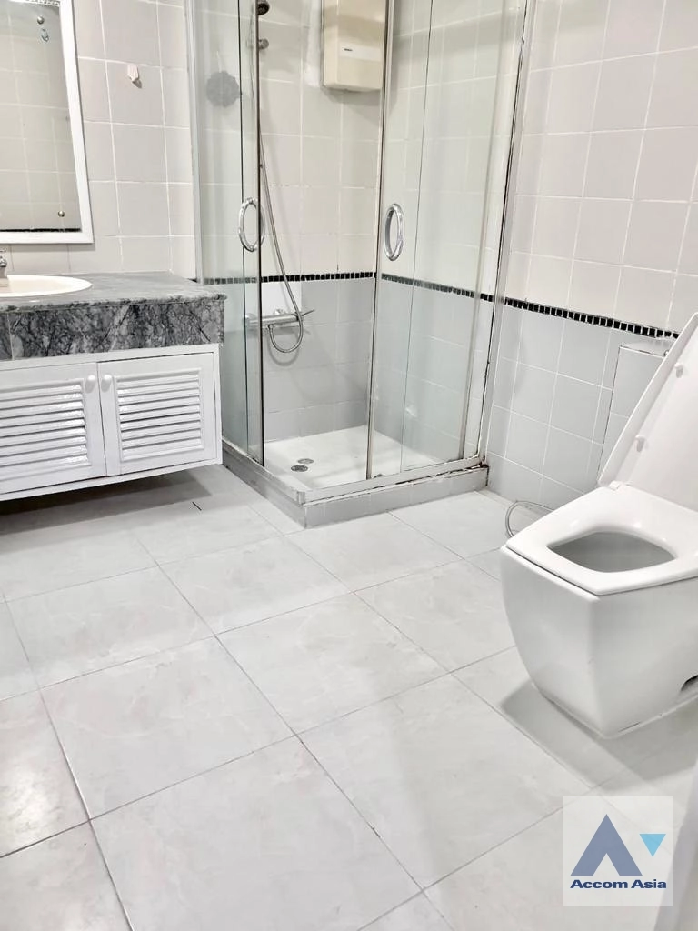 9  2 br Condominium for rent and sale in Sukhumvit ,Bangkok BTS Ekkamai at Casa Viva AA26122