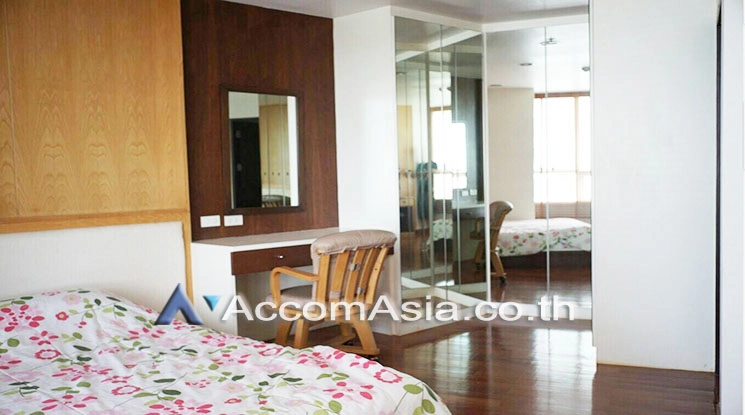 4  2 br Condominium For Rent in Ploenchit ,Bangkok BTS Chitlom at Urbana Langsuan 24064