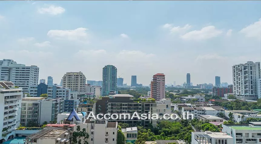Penthouse, Pet friendly |  3 Bedrooms  Apartment For Rent in Sukhumvit, Bangkok  near BTS Nana (AA26129)