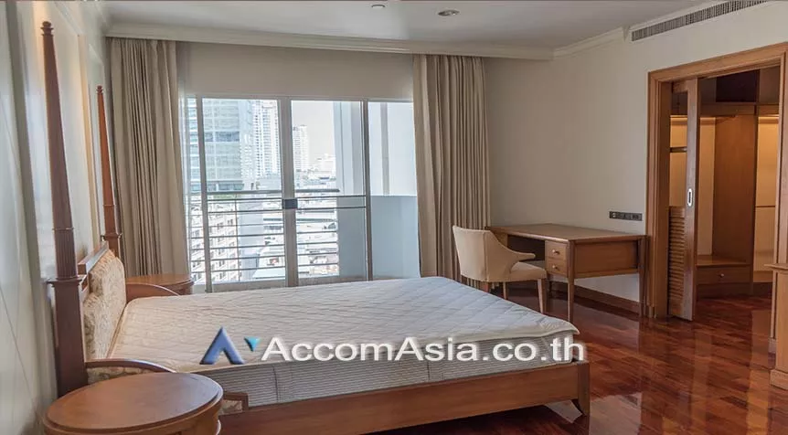 16  3 br Apartment For Rent in Sukhumvit ,Bangkok BTS Nana at Fully Furnished Suites AA26129