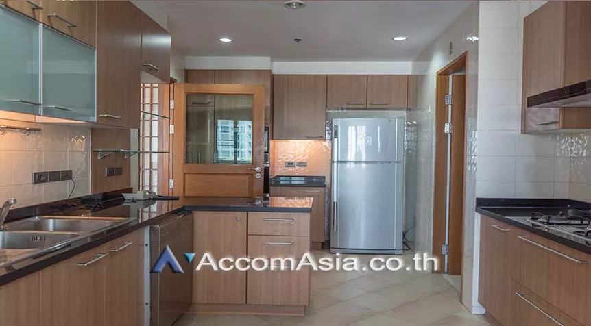 4  3 br Apartment For Rent in Sukhumvit ,Bangkok BTS Nana at Fully Furnished Suites AA26129