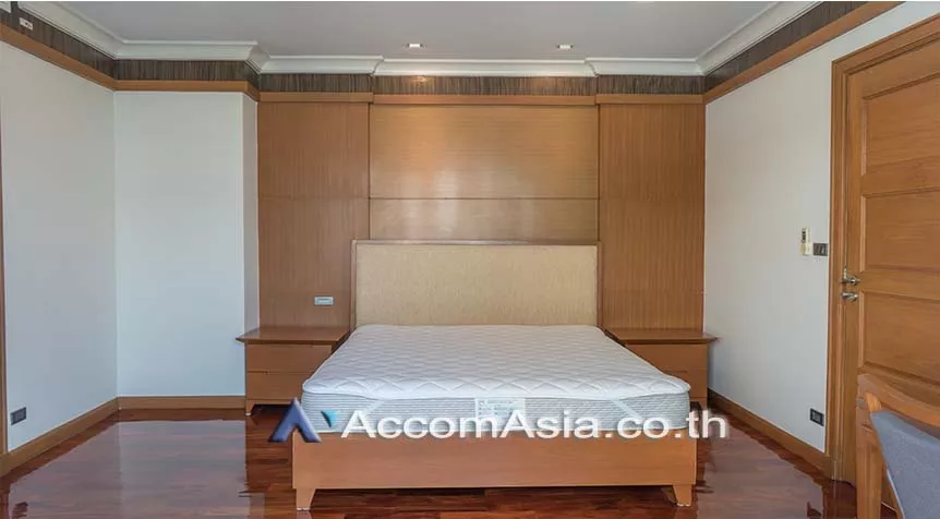 17  4 br Apartment For Rent in Sukhumvit ,Bangkok BTS Nana at Fully Furnished Suites AA26130