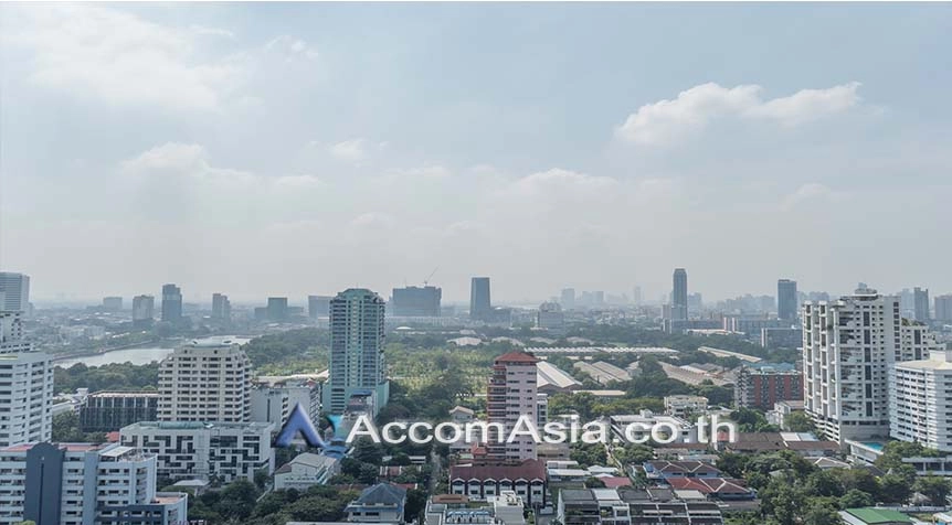  1  4 br Apartment For Rent in Sukhumvit ,Bangkok BTS Nana at Fully Furnished Apartment, Only 2 mins walk to BTS AA26130
