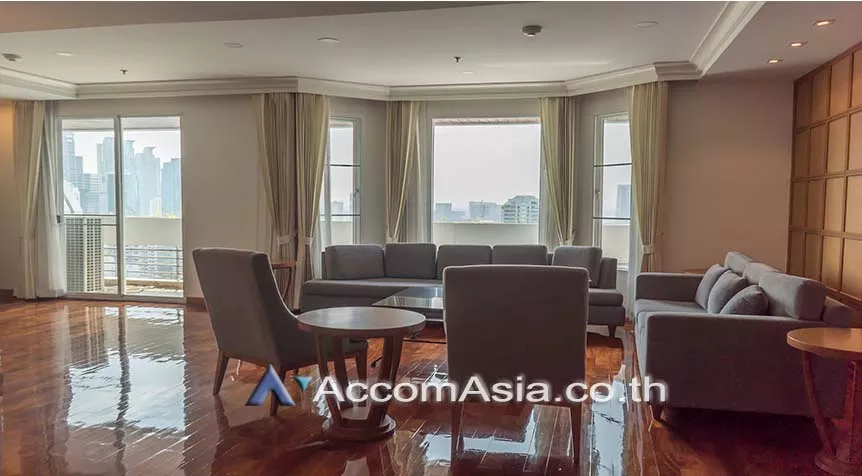 Big Balcony, Pet friendly |  4 Bedrooms  Apartment For Rent in Sukhumvit, Bangkok  near BTS Nana (AA26130)