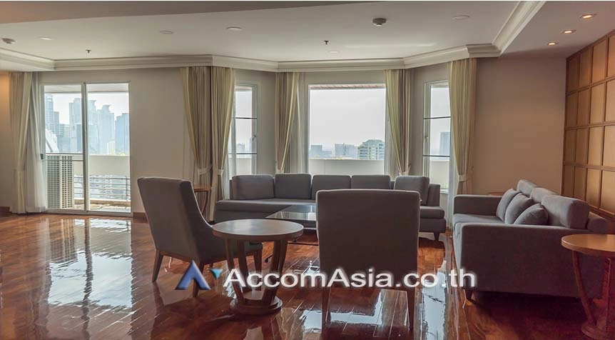 4  4 br Apartment For Rent in Sukhumvit ,Bangkok BTS Nana at Fully Furnished Apartment, Only 2 mins walk to BTS AA26130