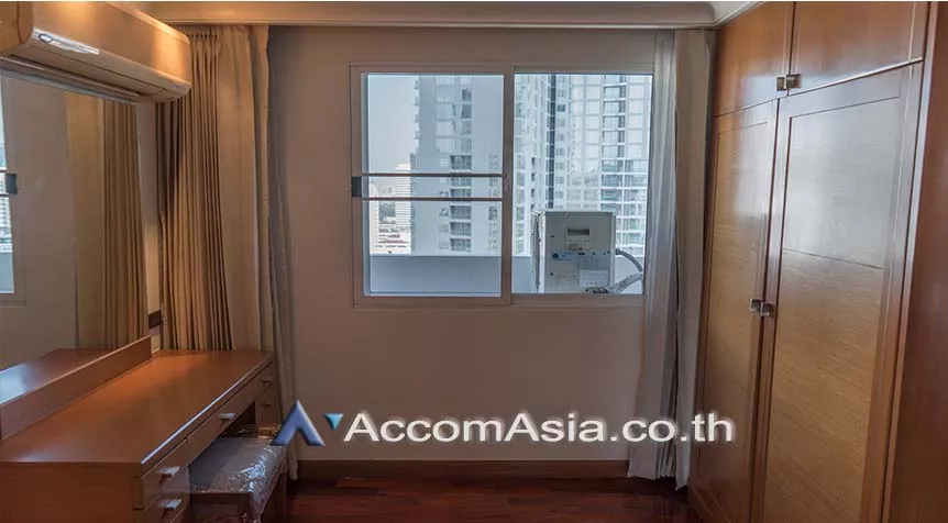 10  4 br Apartment For Rent in Sukhumvit ,Bangkok BTS Nana at Fully Furnished Suites AA26130