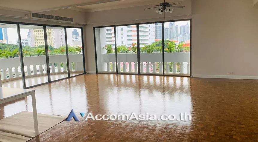 7  3 br Apartment For Rent in Sathorn ,Bangkok BTS Chong Nonsi at Kids Friendly Space AA26136