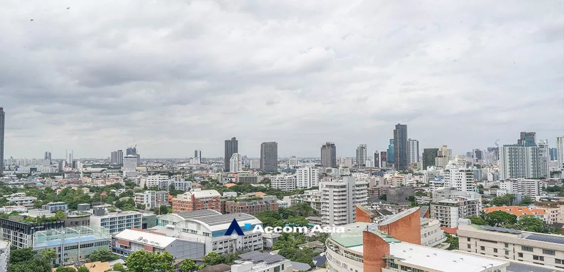 8  3 br Apartment For Rent in Sukhumvit ,Bangkok BTS Phrom Phong at Fully Furnished Suites AA26151