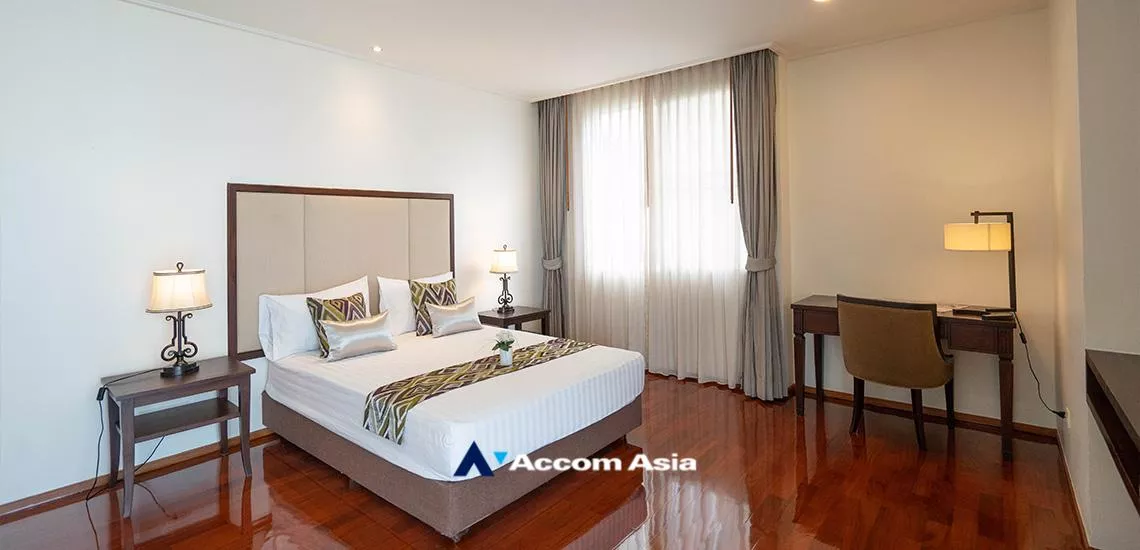 9  3 br Apartment For Rent in Sukhumvit ,Bangkok BTS Phrom Phong at Fully Furnished Suites AA26151