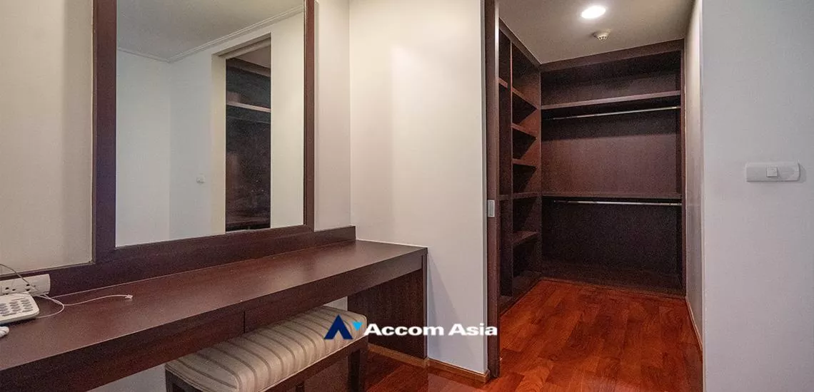 14  3 br Apartment For Rent in Sukhumvit ,Bangkok BTS Phrom Phong at Fully Furnished Suites AA26151