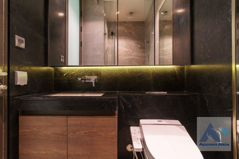 15  1 br Condominium For Rent in Ploenchit ,Bangkok BTS Chitlom at 28 Chidlom AA26153