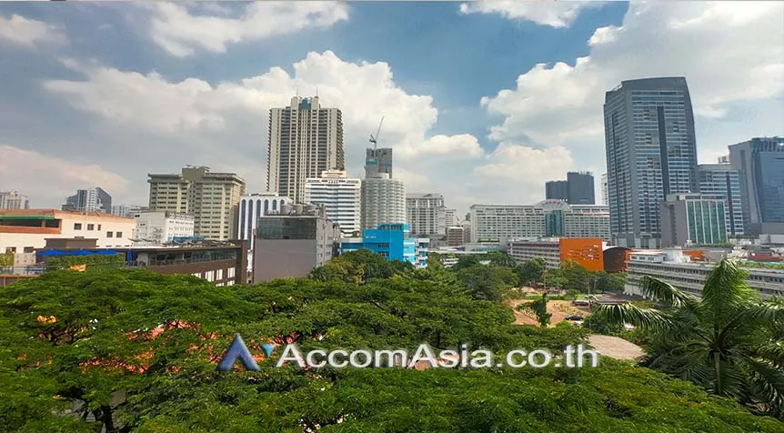  1  3 br Apartment For Rent in Sukhumvit ,Bangkok BTS Nana at Suite for family AA26157