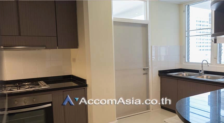 5  3 br Apartment For Rent in Sukhumvit ,Bangkok BTS Nana at Suite for family AA26157