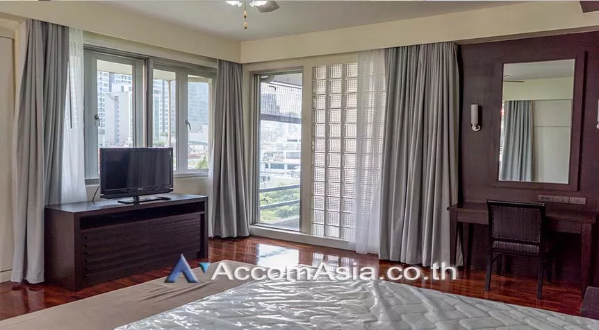 6  3 br Apartment For Rent in Sukhumvit ,Bangkok BTS Nana at Suite for family AA26157