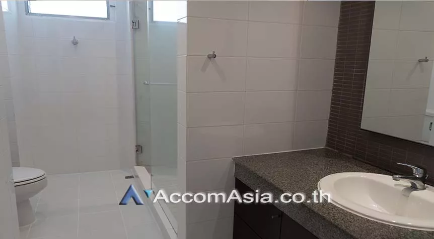 8  3 br Apartment For Rent in Sukhumvit ,Bangkok BTS Nana at Suite for family AA26157