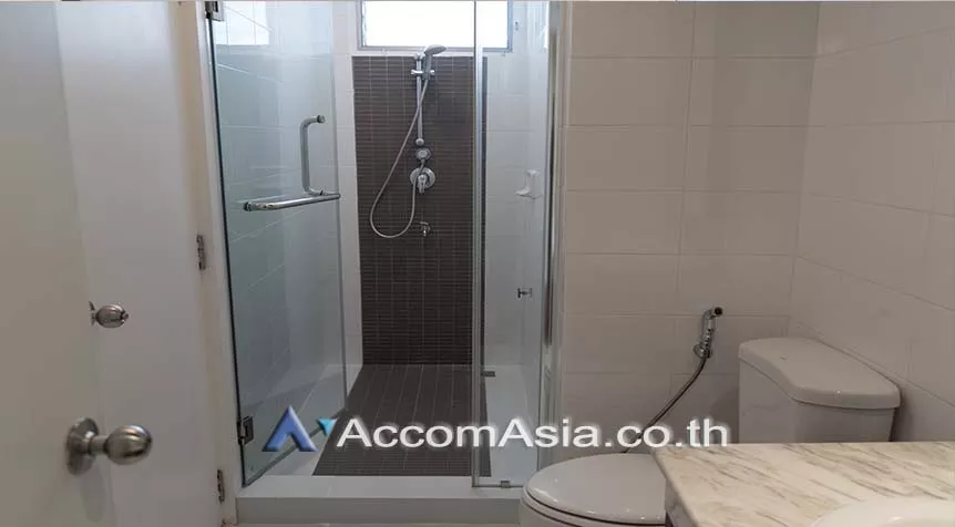 9  3 br Apartment For Rent in Sukhumvit ,Bangkok BTS Nana at Suite for family AA26157