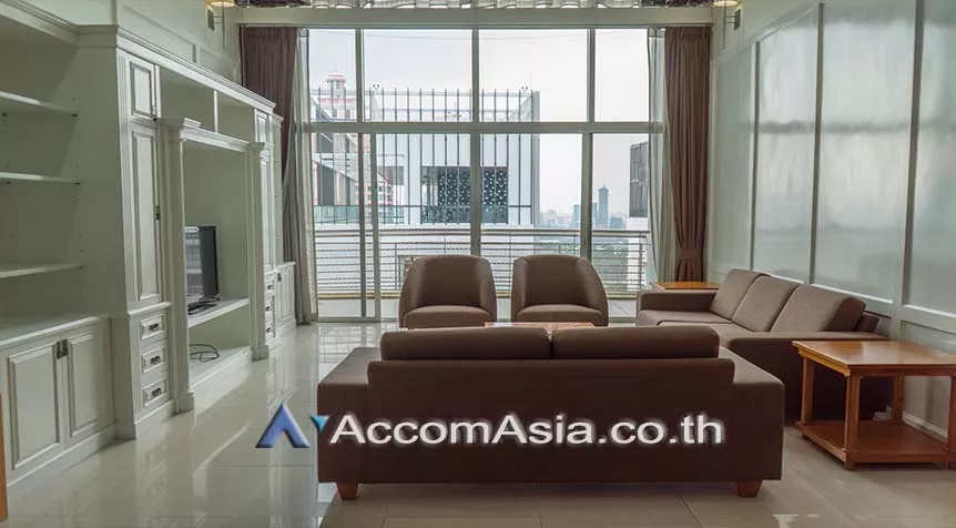  2  4 br Apartment For Rent in Sukhumvit ,Bangkok BTS Phrom Phong at Perfect for a big family AA26158